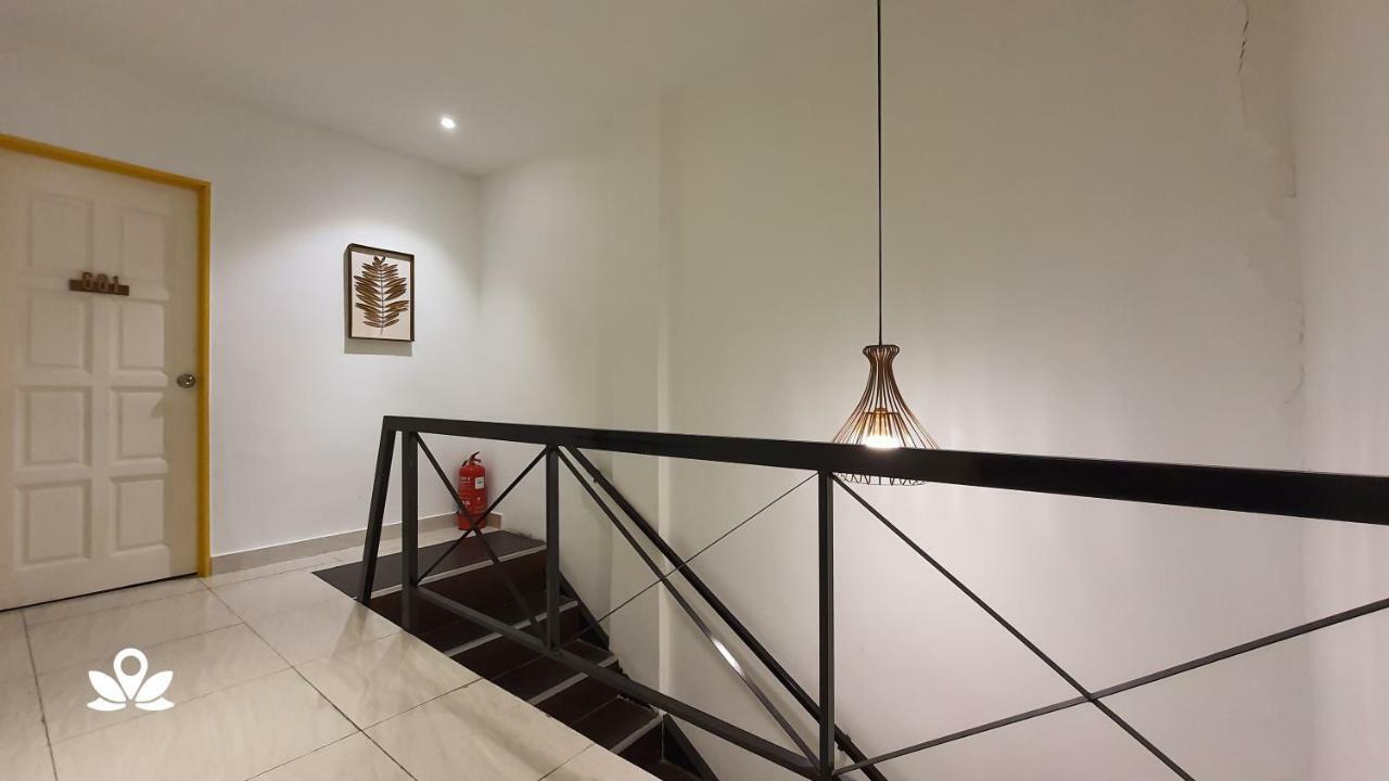 Summer House Bed & Cafe Kuala Lumpur Exterior photo